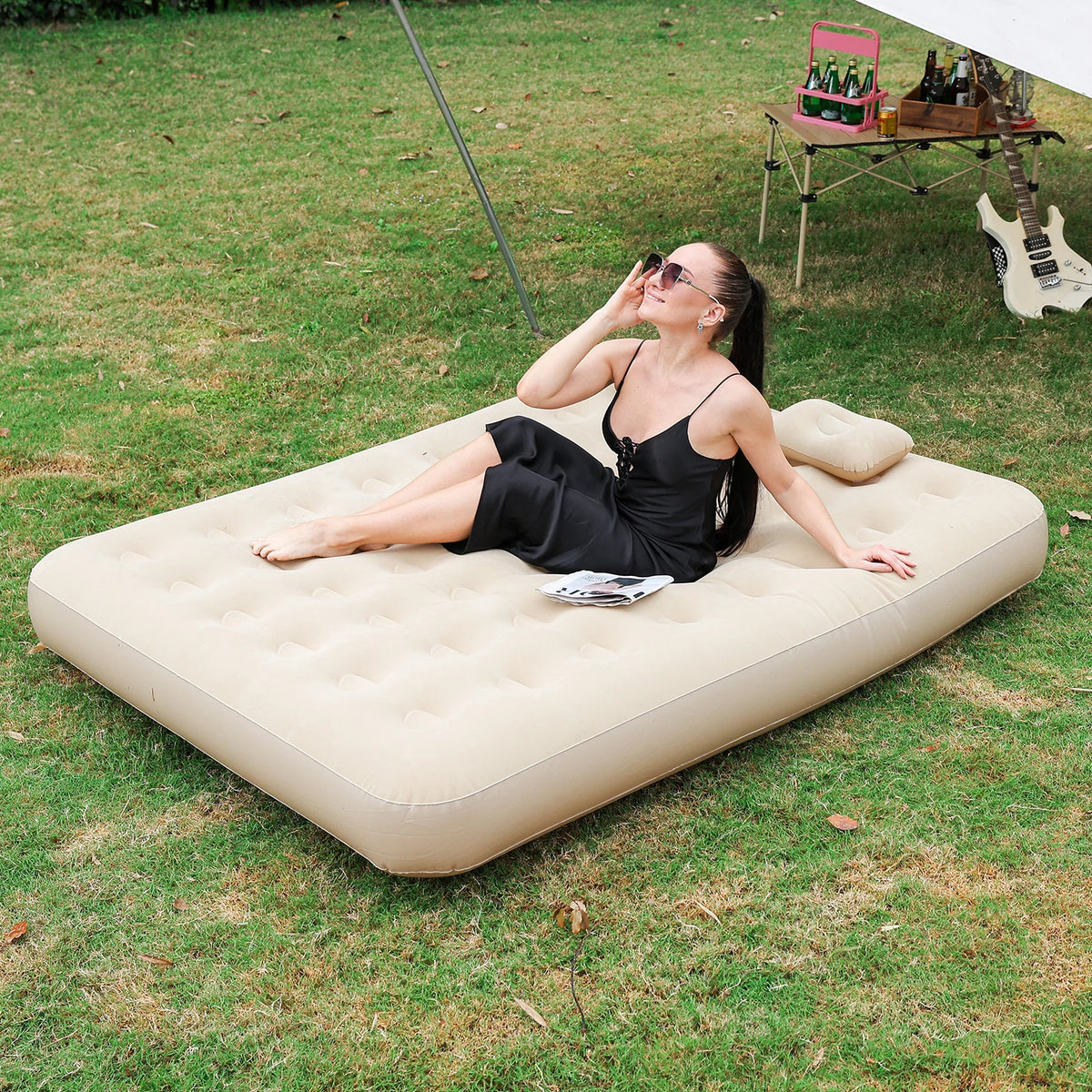 Interior Air Mattress Glamping Mats PVC Inflatable Sleeping Mattress Luxury 2 Person Camping Bed Mat Built-in Pump Thicken Mat