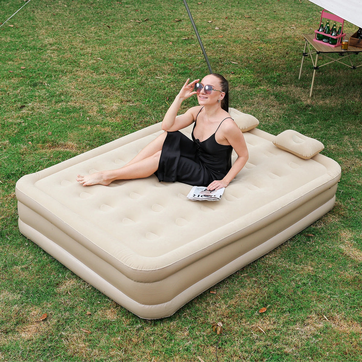 Interior Air Mattress Glamping Mats PVC Inflatable Sleeping Mattress Luxury 2 Person Camping Bed Mat Built-in Pump Thicken Mat